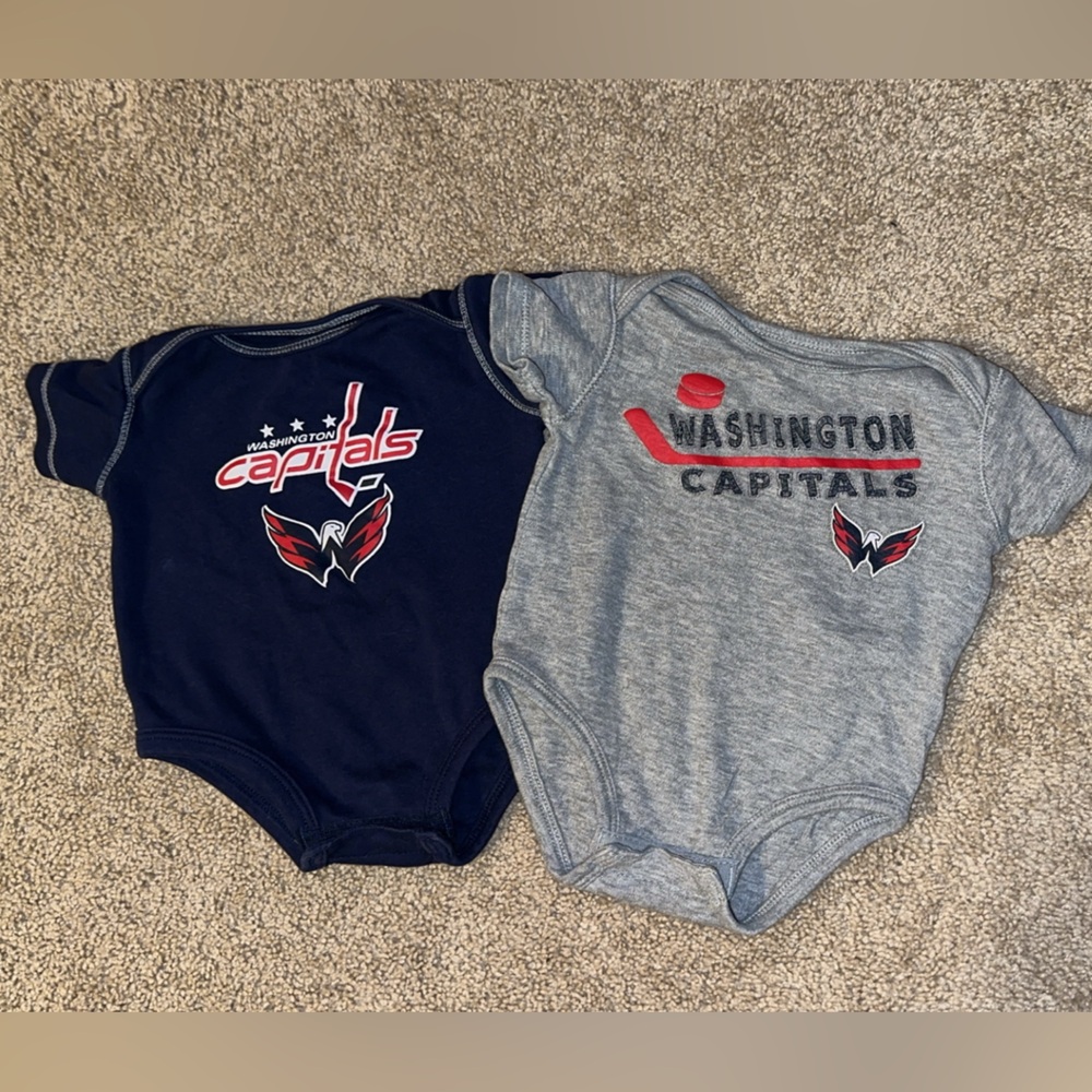 Washington Capitals Kids Bodysuit Set - Navy & Gray